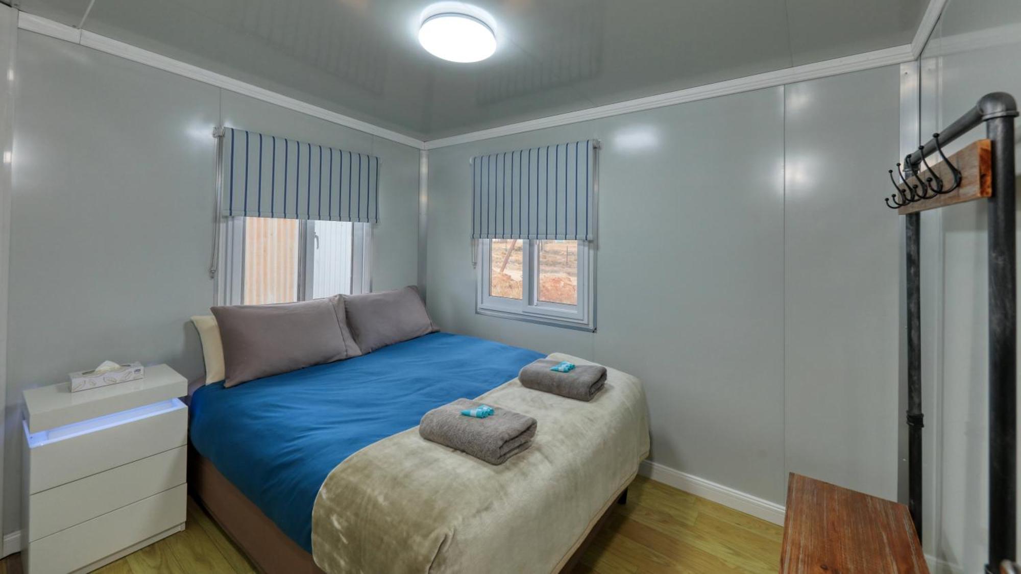 White Cliffs Self Contained Cabin Accommodation Экстерьер фото
